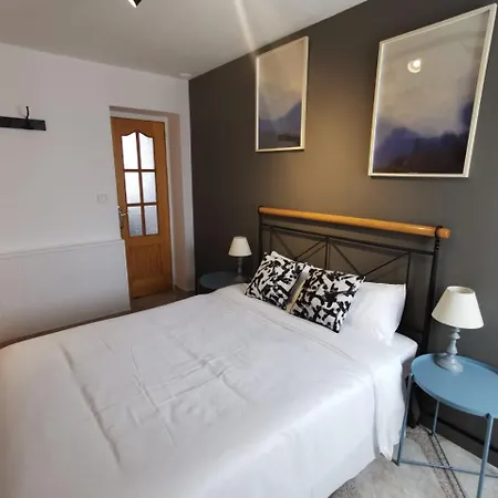 Cdz - Maria Arteaga - Precioso En Appartement